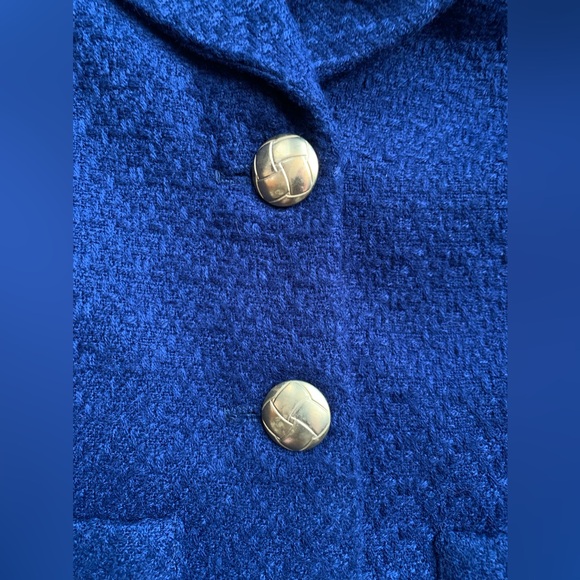 MJ STEVENS Navy acrylic Blazer with gold buttons, lined, size 12 - Picture 9 of 11